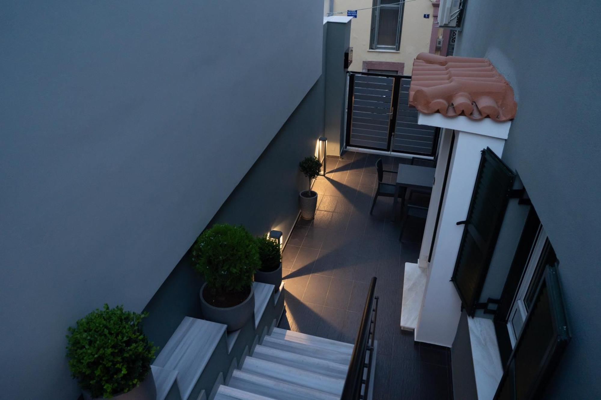 Agora Apartments Mytilene Exterior photo